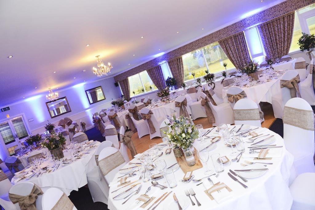 לאדלו Overton Grange Country Hotel מראה חיצוני תמונה