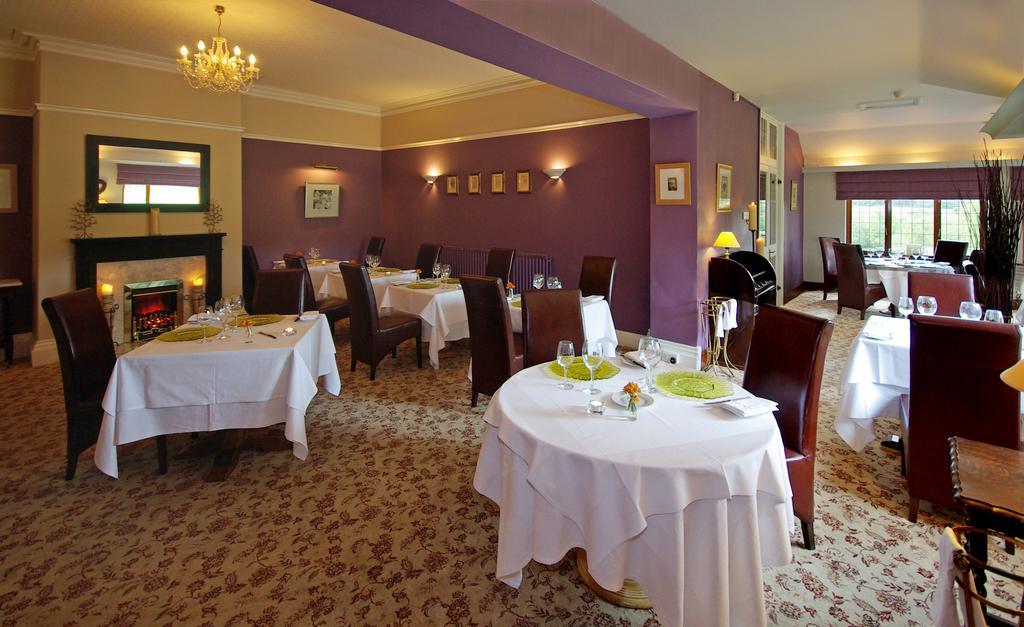 לאדלו Overton Grange Country Hotel מראה חיצוני תמונה