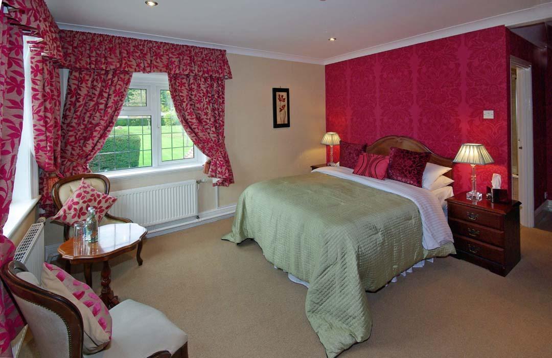לאדלו Overton Grange Country Hotel מראה חיצוני תמונה