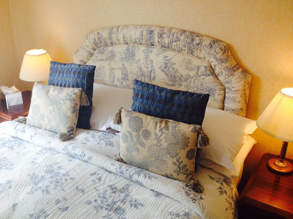 לאדלו Overton Grange Country Hotel חדר תמונה