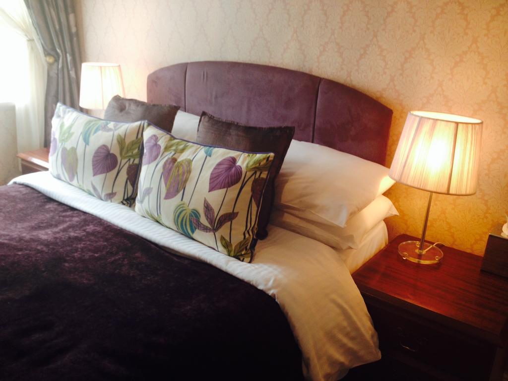 לאדלו Overton Grange Country Hotel חדר תמונה