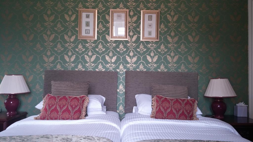 לאדלו Overton Grange Country Hotel חדר תמונה